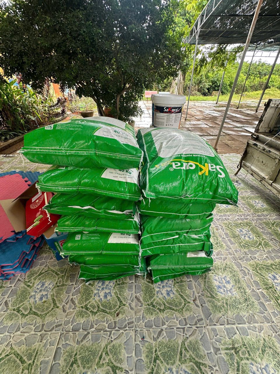 bot tret tuong ngoai that truong thcs nguyen van ba 4